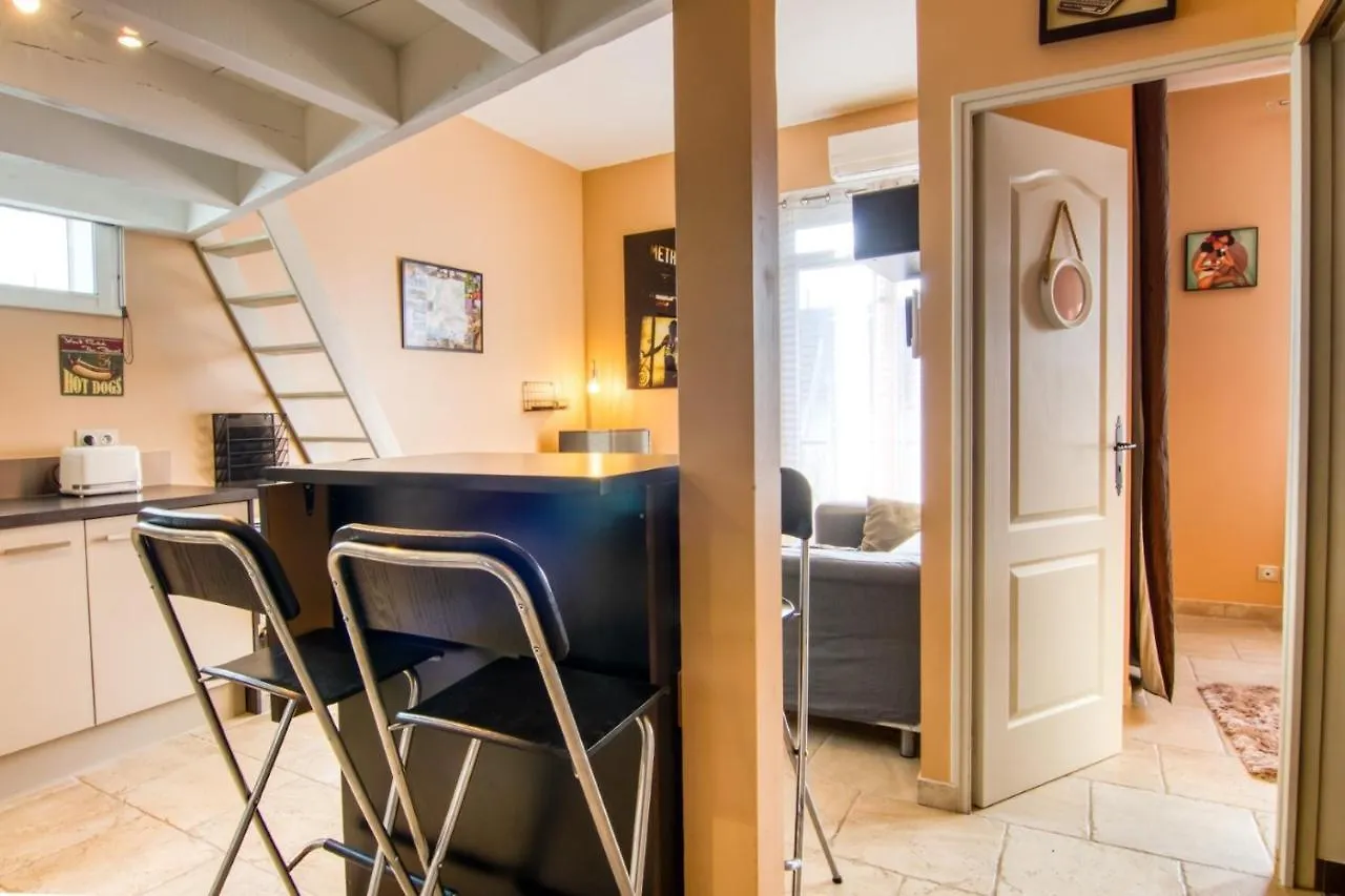 Rempart City Logement Entier Avignon Lägenhet